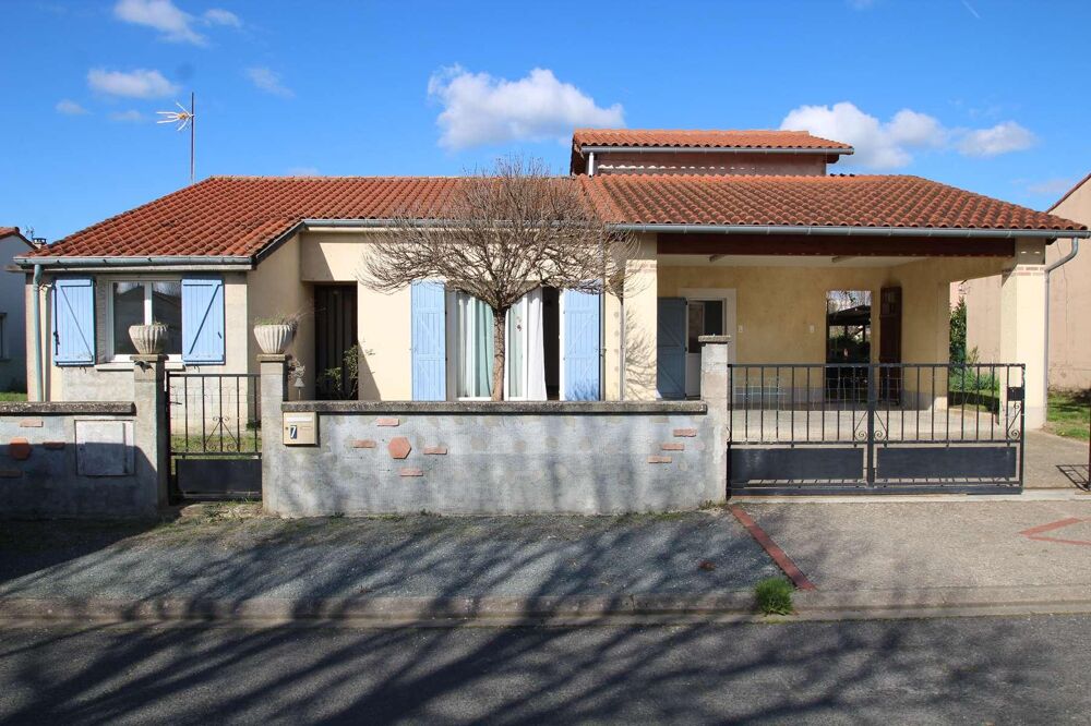 Maison 7 pièces 122 m² · à Saint-Juéry · 122 m² · 229 000 €