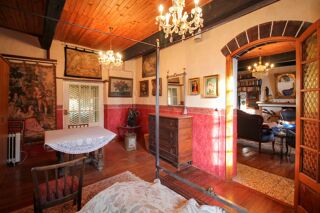  Propri�t�/ch�teau � vendre 8 pi�ces 201 m�