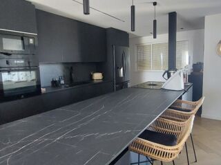  Appartement  vendre 4 pices 130 m