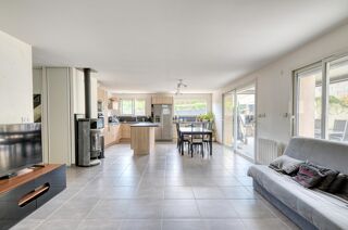  Maison � vendre 11 pi�ces 