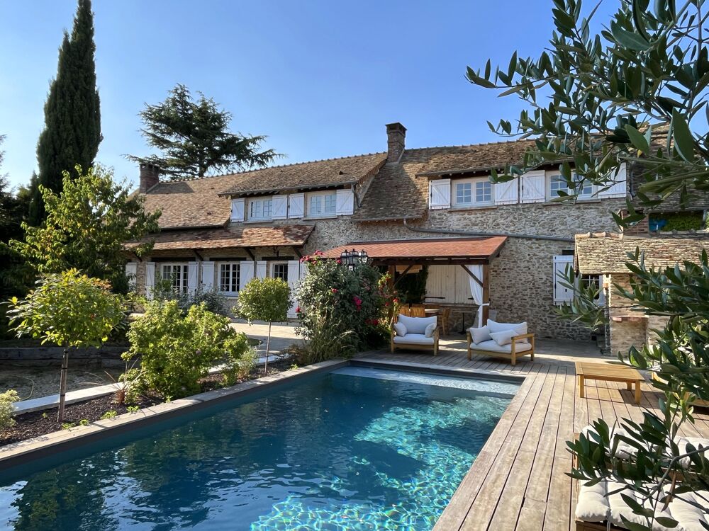 Maison 9 pièces 266 m² · à Houdan · 266 m² · 690 000 €
