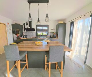 Vente Maison Maison 6 pièces Uzès