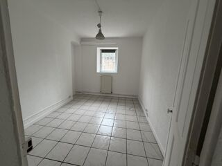  Appartement � louer 6 pi�ces 