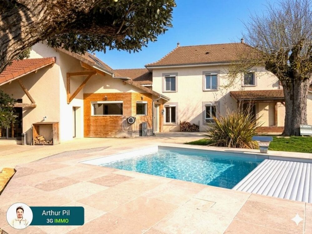 Maison 6 pièces 225 m² · à Saint-Clair-de-la-Tour · 225 m² · 384 000 €