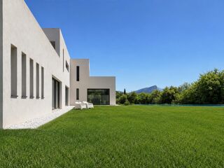  Maison à vendre 7 pièces 394 m²