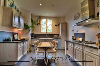  Maison à vendre 8 pièces 225 m²
