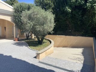  Maison  vendre 6 pices 240 m