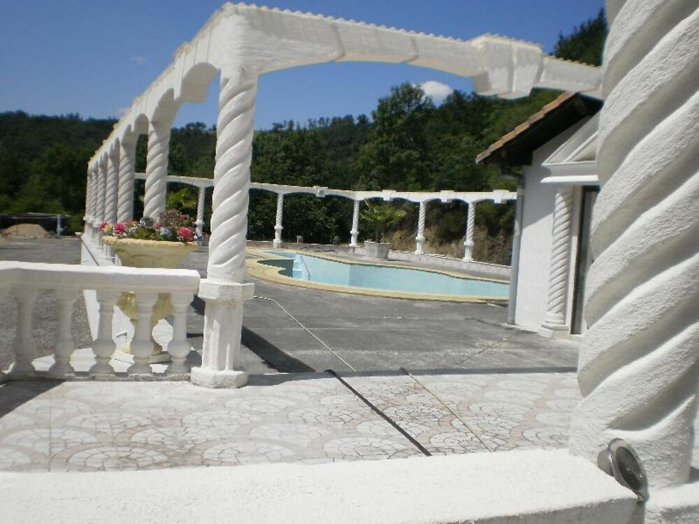 Vente Maison Maison avec dépendance 7 pièces Paulinet