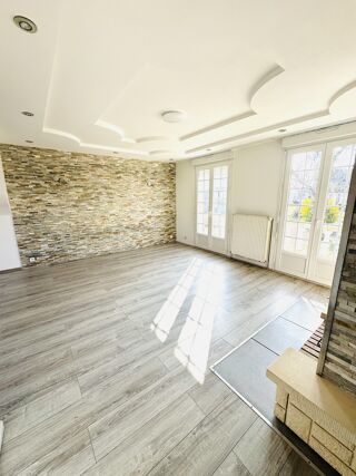  Maison  vendre 8 pices 150 m