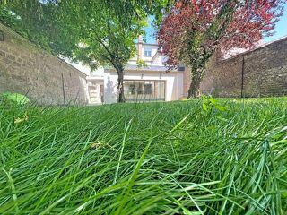  Maison à vendre 10 pièces 230 m²