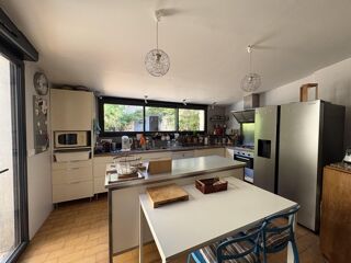  Maison à vendre 8 pièces 243 m²