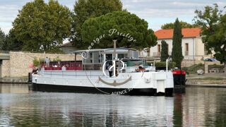  Péniche à vendre 7 pièces 200 m²