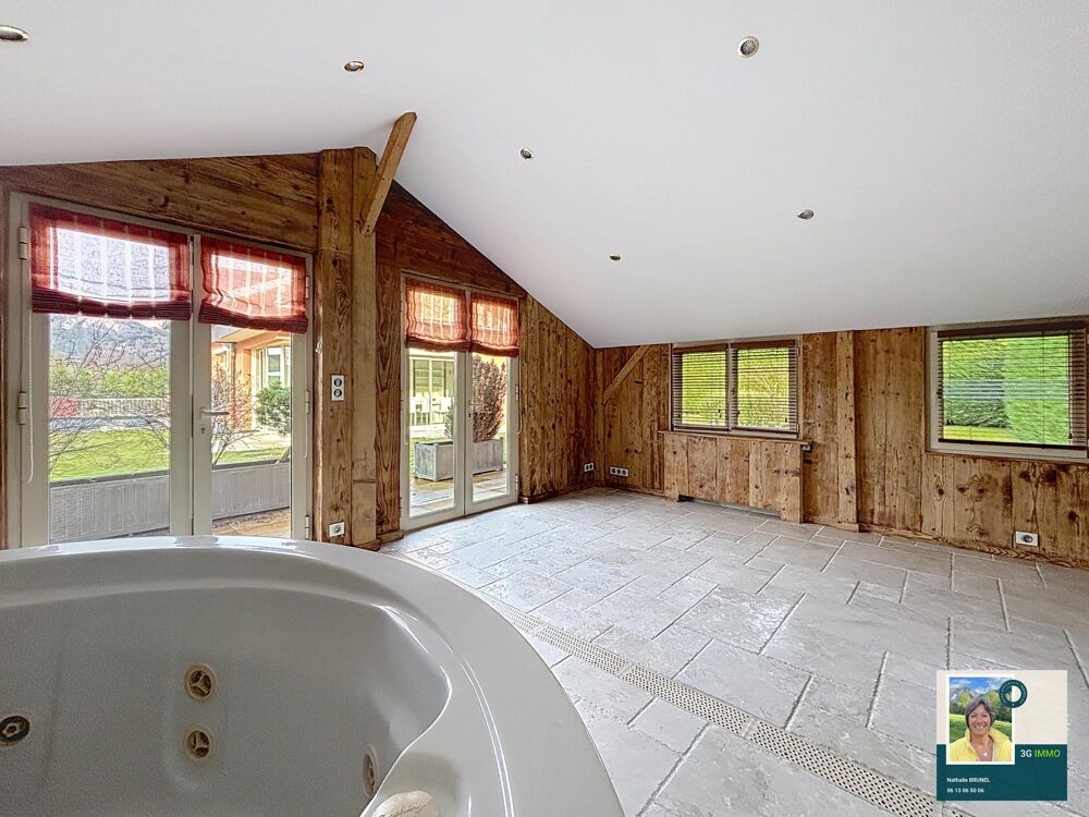 à vendre  Maison Saint-Pierre-en-Faucigny (74800)