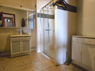  Maison � vendre 10 pi�ces 180 m�