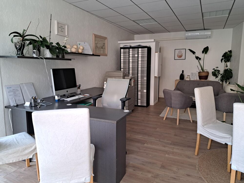   Vente murs pro  à Les angles 