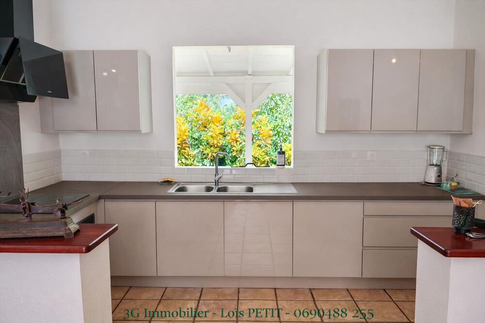 � vendre  Maison Baie-Mahault (97122)