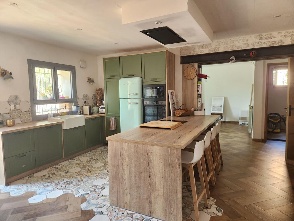 Vente Maison Maison en pierre 7 pièces Sérignan-du-comtat