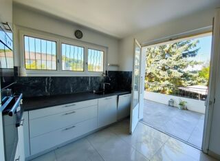  Maison  vendre 6 pices 145 m