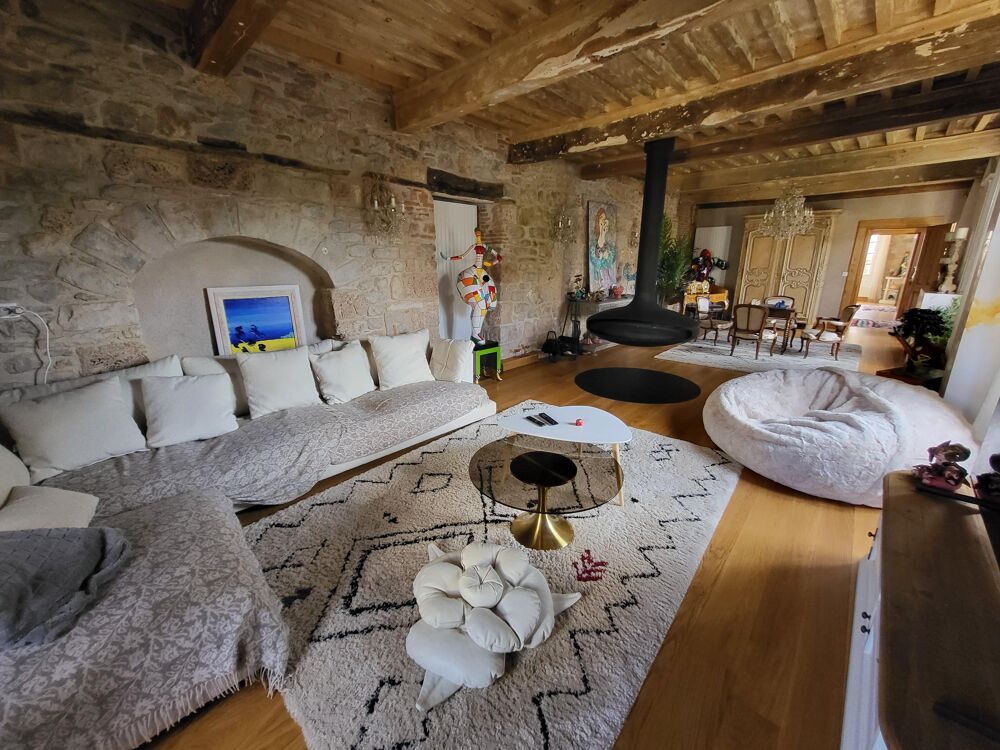 Maison 6 pièces 220 m² · à Saint-Antonin-Noble-Val · 220 m² · 369 000 €