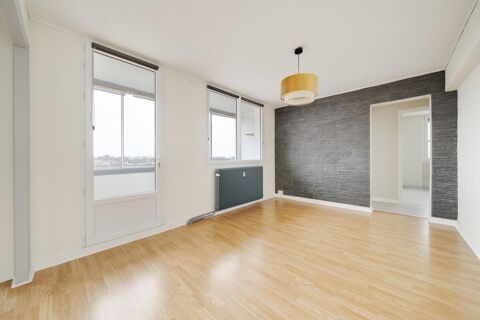   Appartement 3 pi�ces Appartement - 3 pi�ce(s) - 76 m�