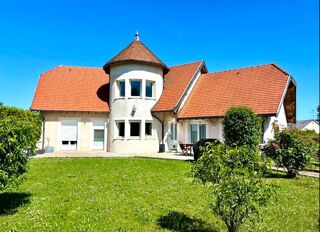  Maison � vendre 8 pi�ces 215 m�