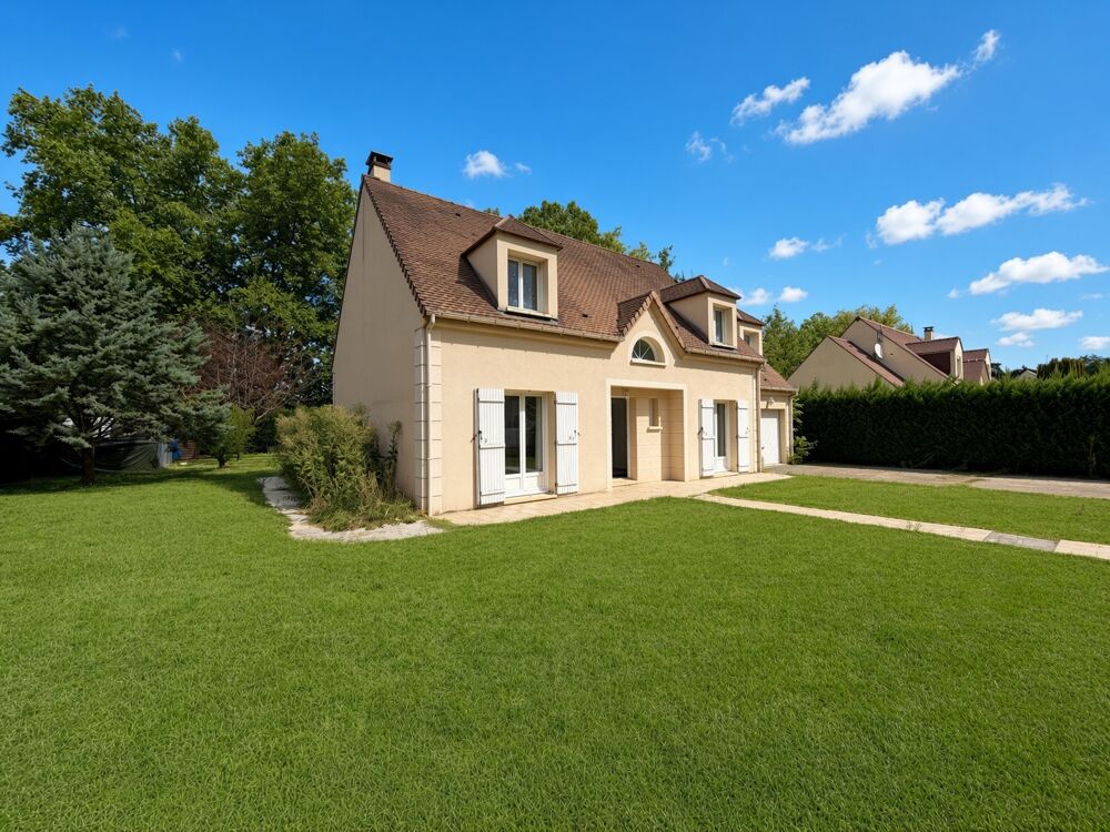 Maison 7 pièces 154 m² · à Saint-Pierre-lès-Nemours · 154 m² · 449 000 €