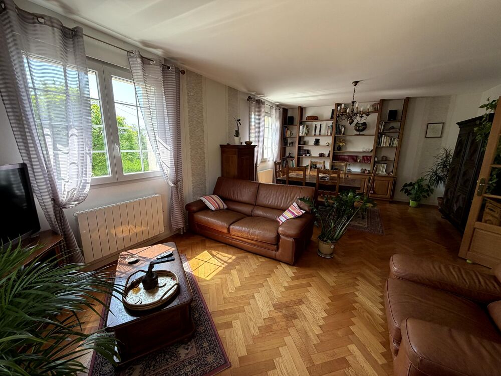 Vente Maison Maison 8 pièces Chalèze