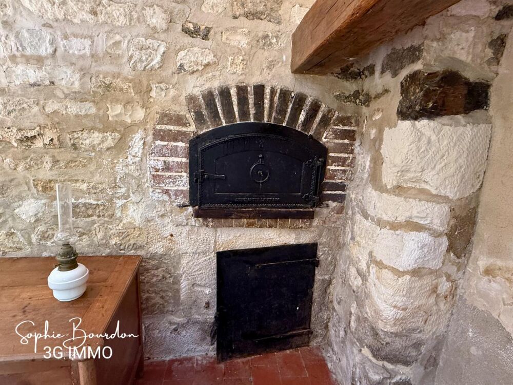 à vendre  Propriété/château Escolives-Sainte-Camille (89290)