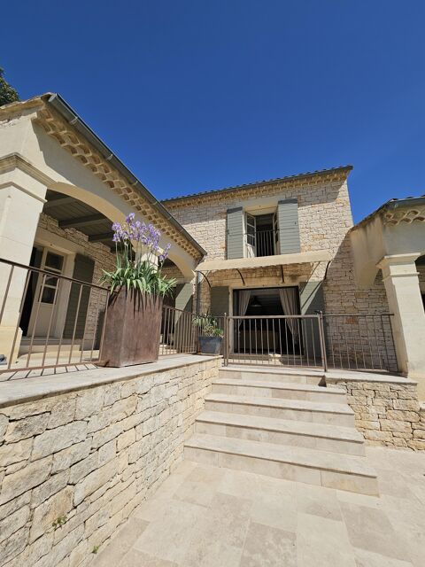  Maison 7 pièces Maison - 7 pièce(s) - 215 m²