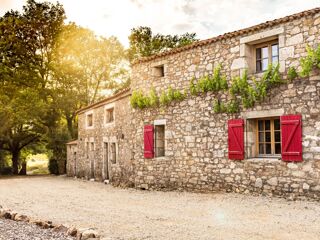 Maison  vendre 12 pices 340 m