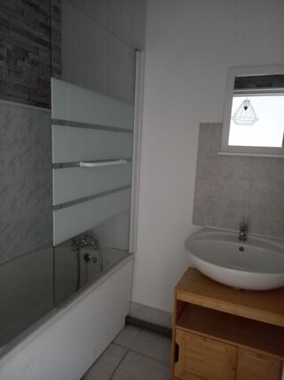  Immeuble à vendre 12 pièces 320 m²