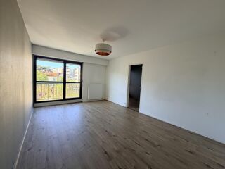  Appartement à vendre 5 pièces 99 m²