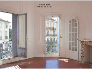  Immeuble  vendre 15 + pices 455 m