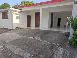  Maison à louer 4 pièces 90 m²