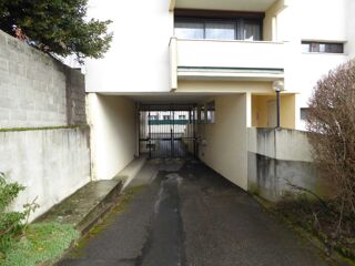  Appartement  vendre 4 pices 92 m