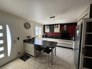  Maison � vendre 7 pi�ces 144 m�