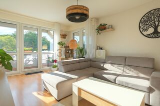  Appartement  vendre 4 pices 82 m