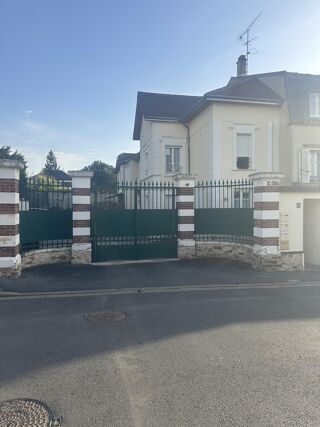  Immeuble à vendre  Montlignon