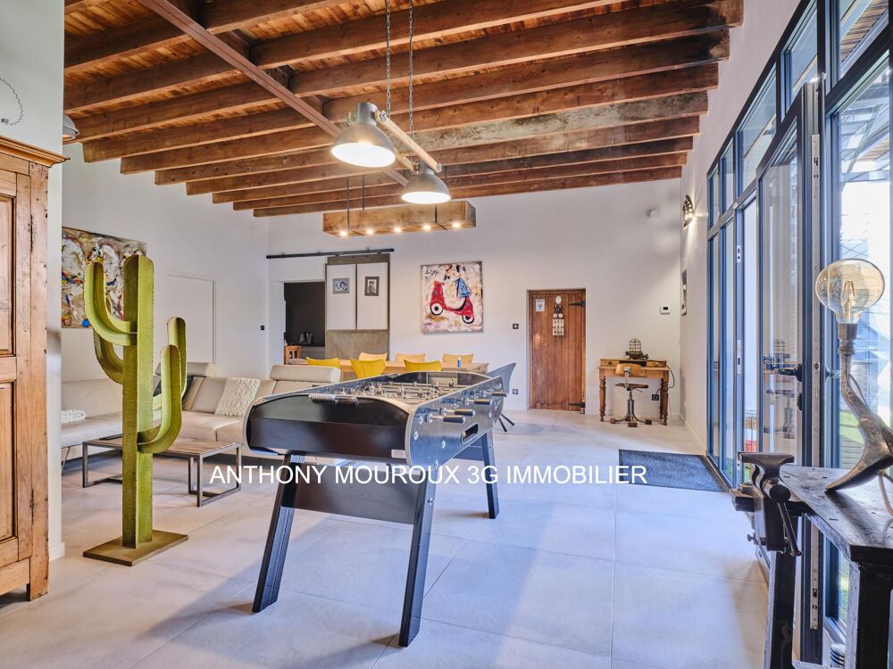 Maison 6 pièces 202 m² · à Bourg-en-Bresse · 202 m² · 490 000 €