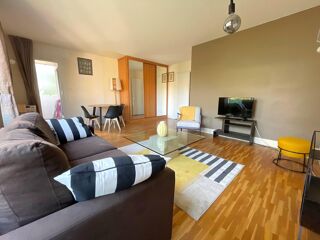  Appartement à louer 2 pièces 56 m²