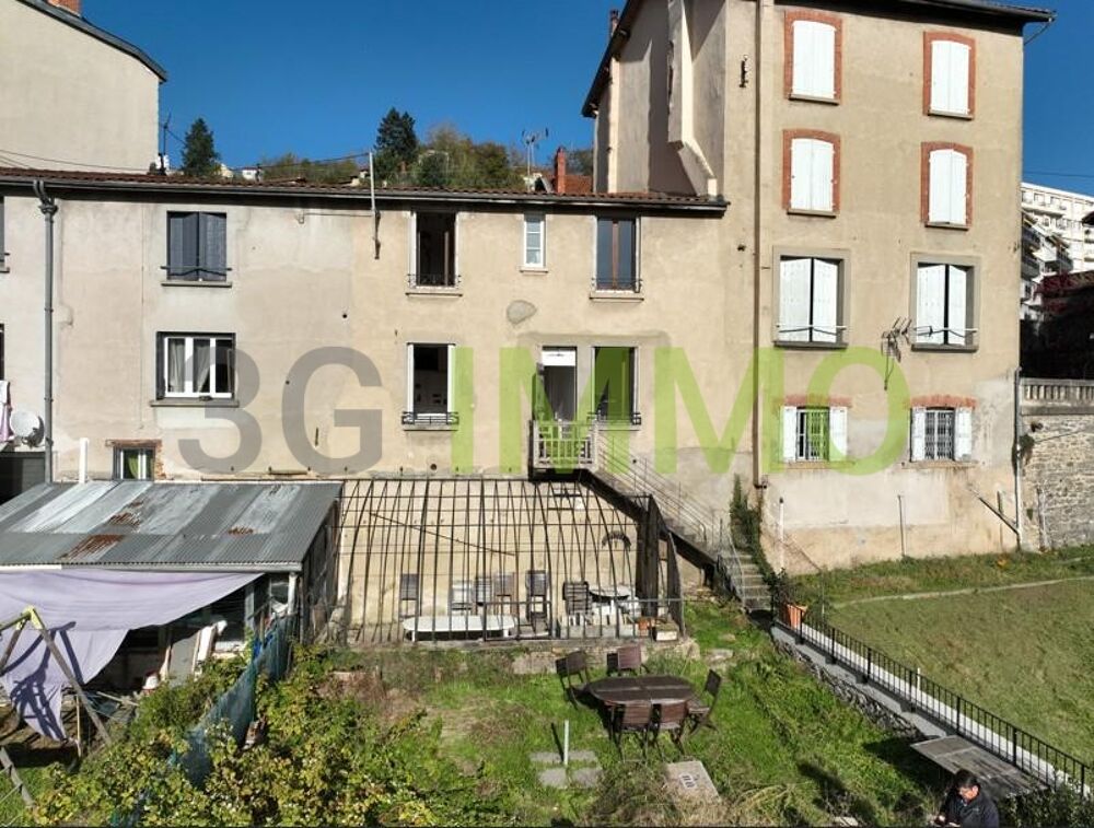 Maison 6 pièces 100 m² · à Thiers · 100 m² · 80 000 €