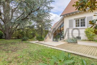  Maison  vendre 10 pices 261 m