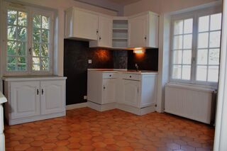  Maison � vendre 13 pi�ces 308 m�