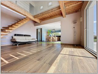  Maison � vendre 9 pi�ces 213 m�