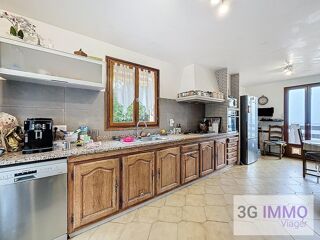  Maison � vendre 8 pi�ces 210 m�