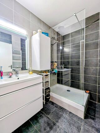  Appartement � vendre 4 pi�ces 