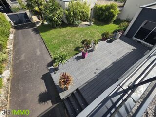  Maison  vendre 9 pices 330 m