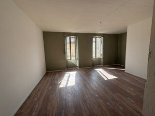  Immeuble à vendre 203 m²