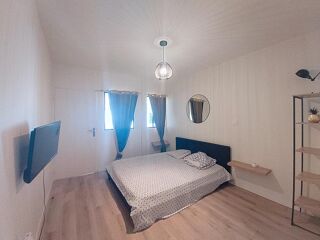  Appartement à louer 3 pièces 65 m²