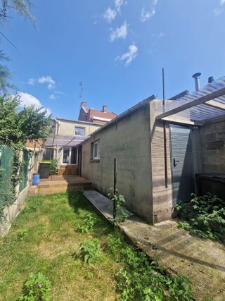  Maison  vendre 4 pices 